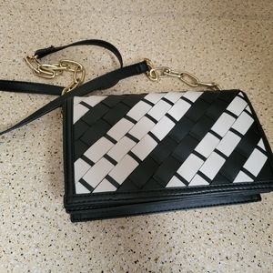 NWT VEGAN SMALL CROSSBODY BAG CLUTCH